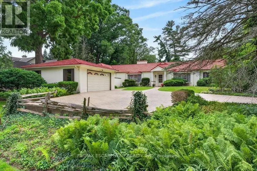 Detached at 230 MORRISON ROAD, Oakville