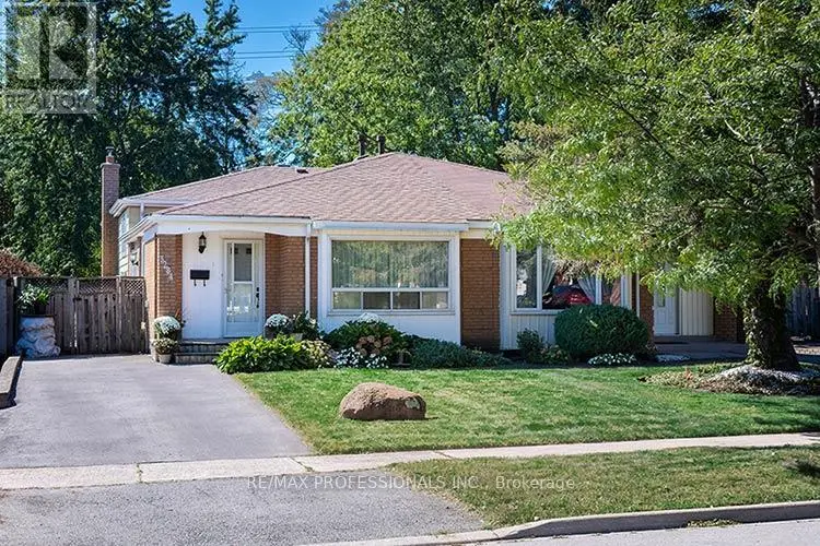 Semi-Detached/Link at 3284 HORNBEAM CRESCENT, Mississauga