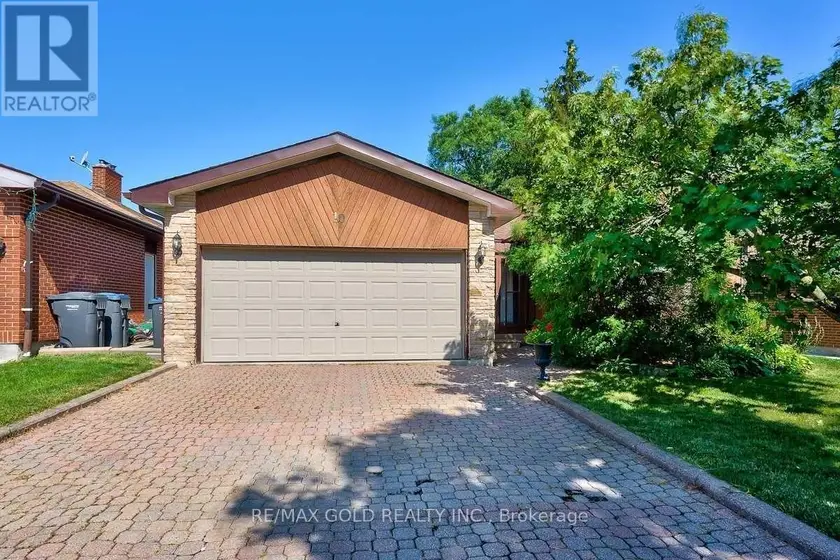 Detached at 10 MILFORD CRESCENT, Brampton