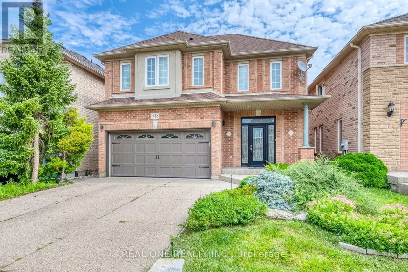 Detached at 1418 GULLEDGE TRAIL, Oakville