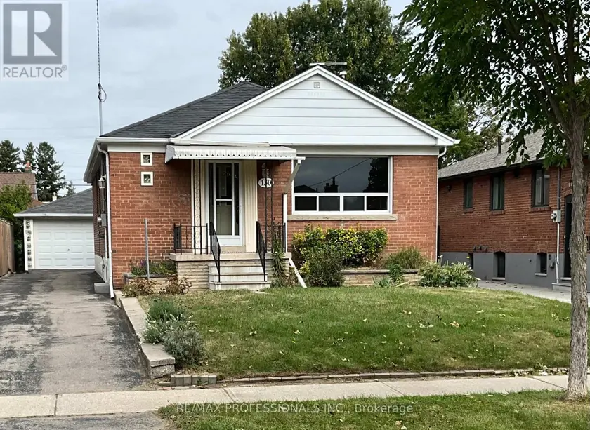 Detached at 130 YORKVIEW DRIVE, Toronto