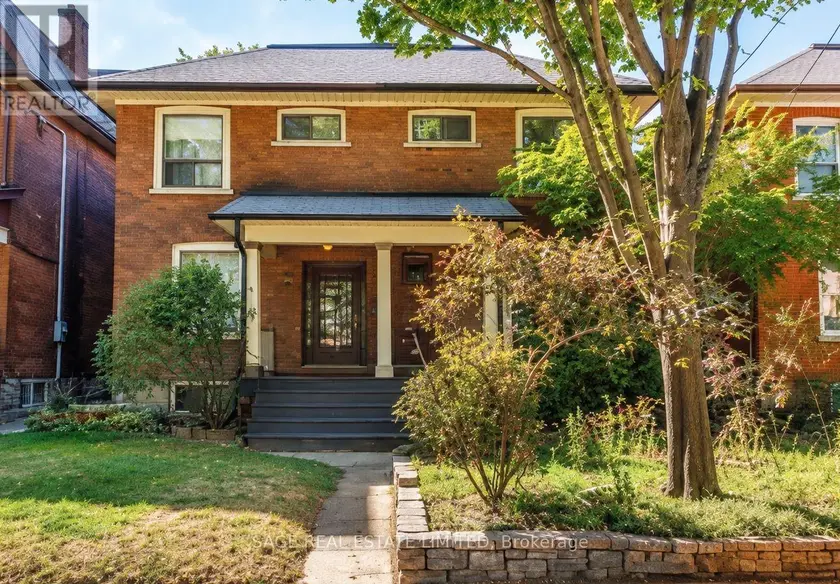 Semi-Detached/Link at 130 WEST LODGE AVENUE, Toronto
