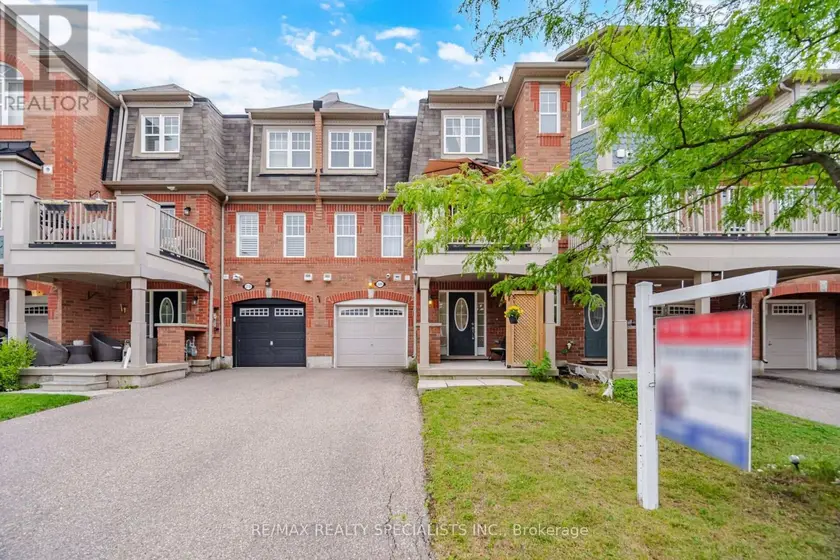 Townhouse at 220 MORTIMER CRESCENT, Milton