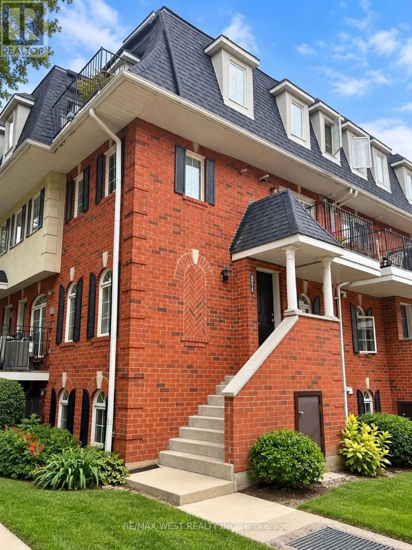 Townhouse at 301 - 64 SIDNEY BELSEY CRESCENT, Toronto