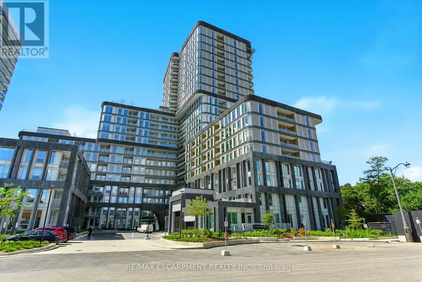 Apartment at 820 - 3240 WILLIAM COLTSON AVENUE, Oakville