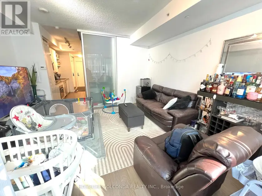 Apartment at 710 - 60 ANNIE CRAIG DRIVE, Toronto