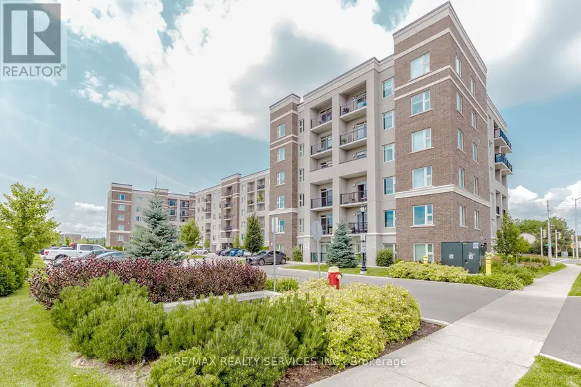 Apartment at 420 - 610 FARMSTEAD DRIVE, Milton