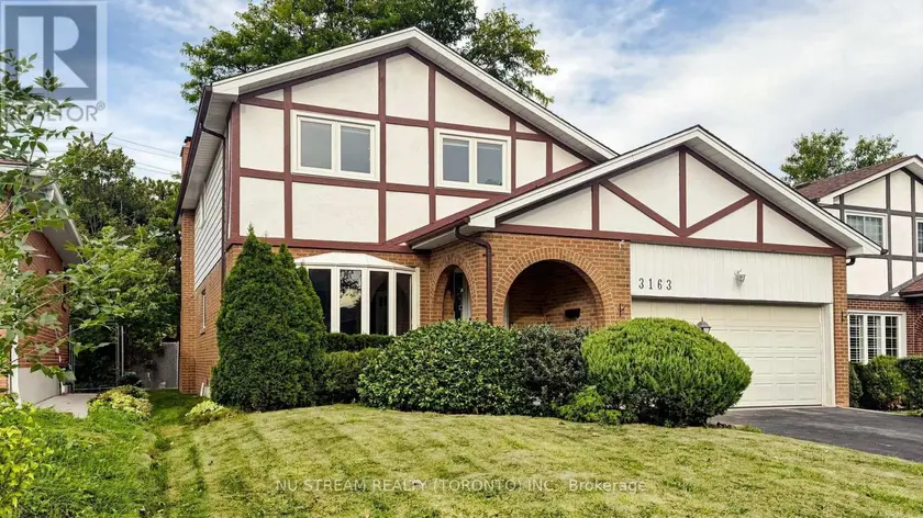 Detached at 3163 IBBETSON CRESCENT, Mississauga