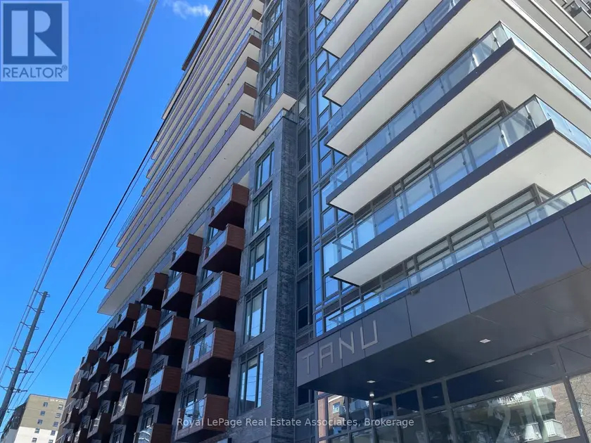 Apartment at 917 - 21 PARK STREET E, Mississauga