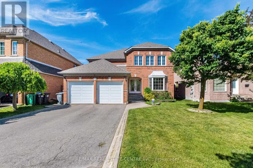 Detached at 5343 RUSSELL VIEW ROAD, Mississauga