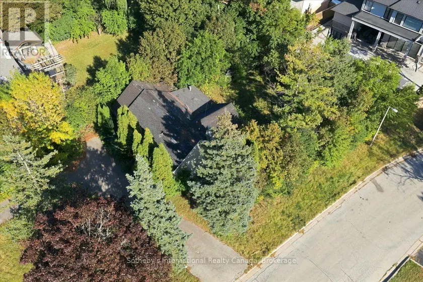 Detached at 1428 REBECCA STREET, Oakville