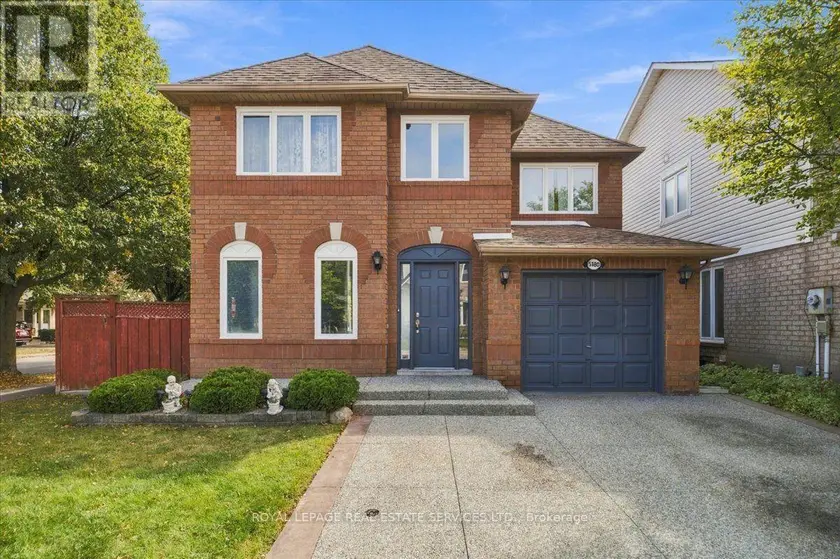 Detached at 5180 OAKLEY DRIVE, Burlington