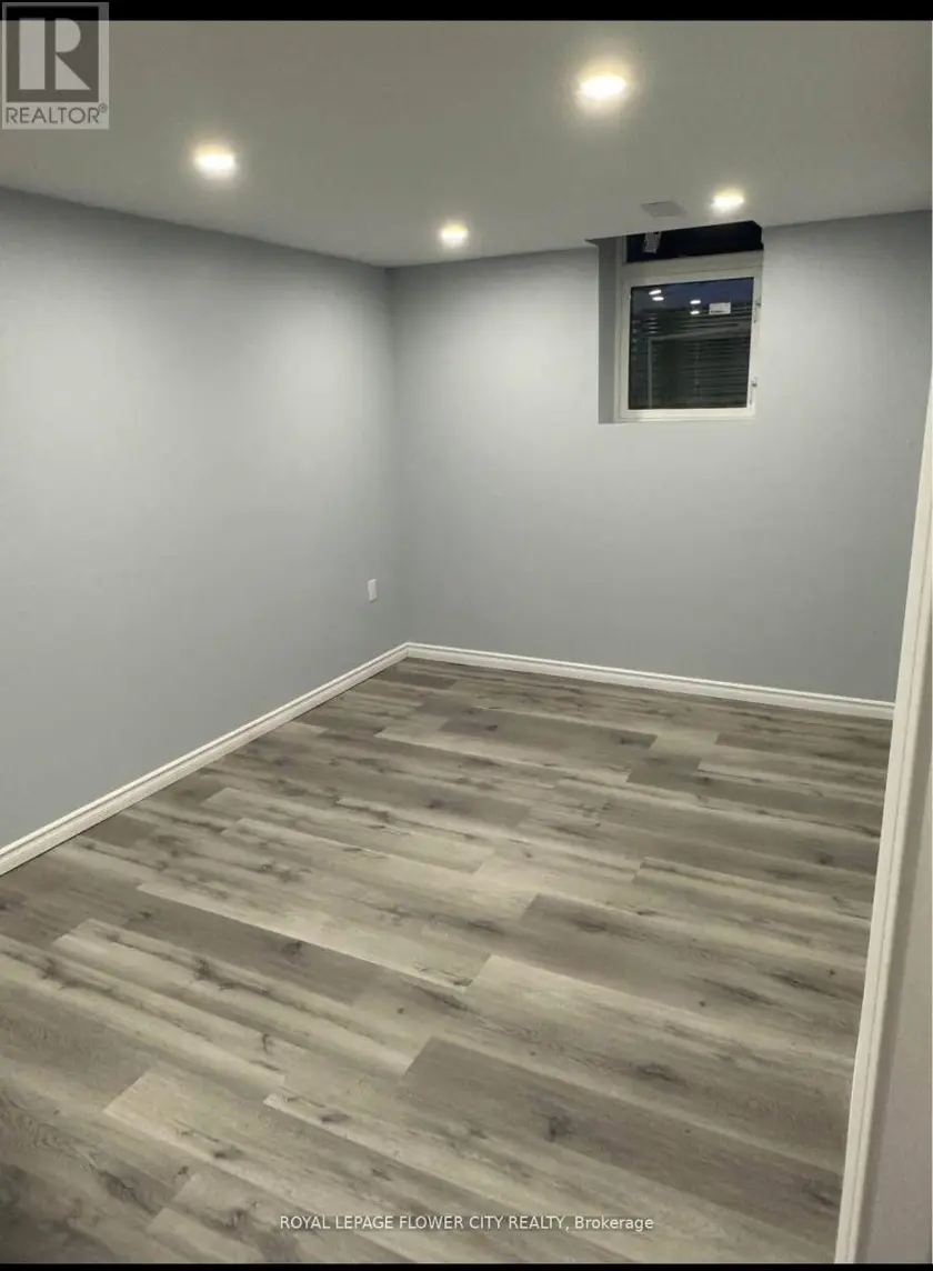 Detached at 31 NIVELLE CRESCENT, Brampton