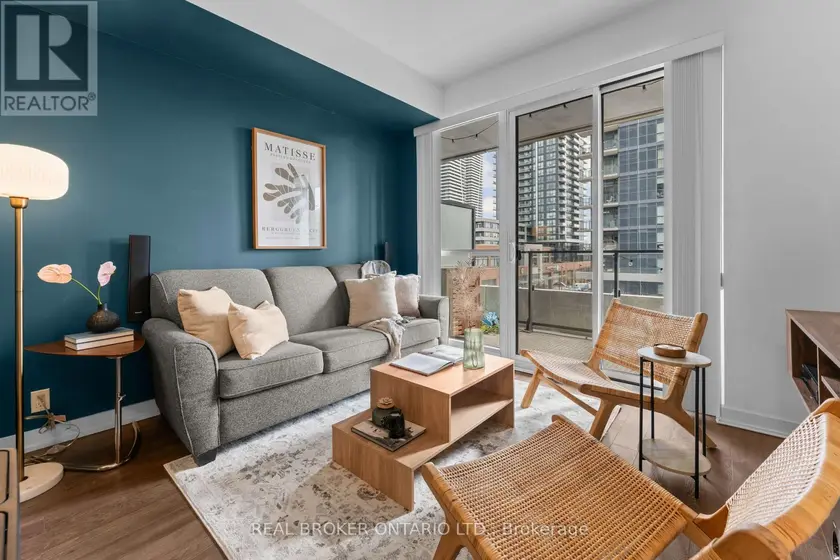 Apartment at 405 - 10 PARK LAWN ROAD, Toronto