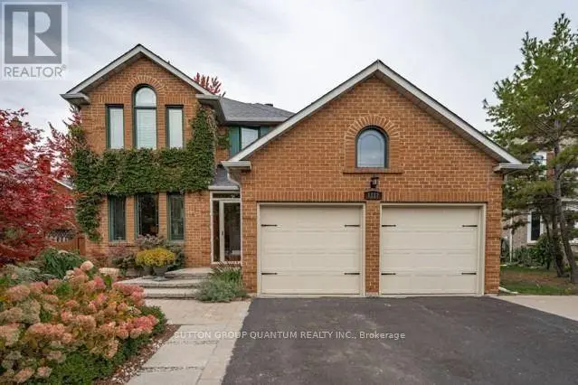 Detached at 1117 VALLEYBROOK DRIVE, Oakville