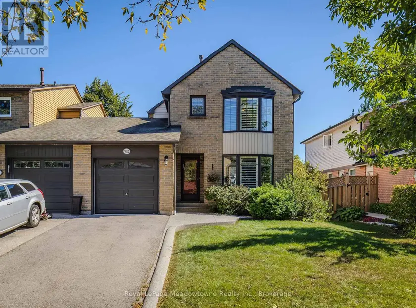 Semi-Detached/Link at 902 LAURIER AVENUE, Milton