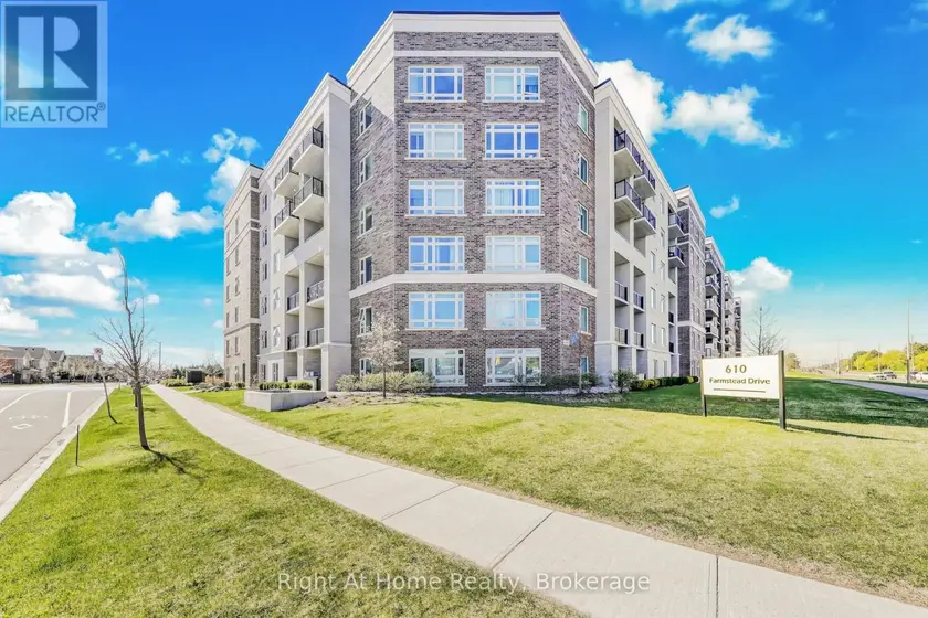 Apartment at 307 - 610 FARMSTEAD DRIVE, Milton