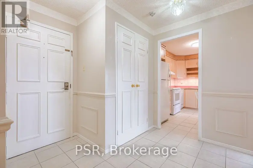 Apartment at 612 - 3695 KANEFF CRESCENT, Mississauga