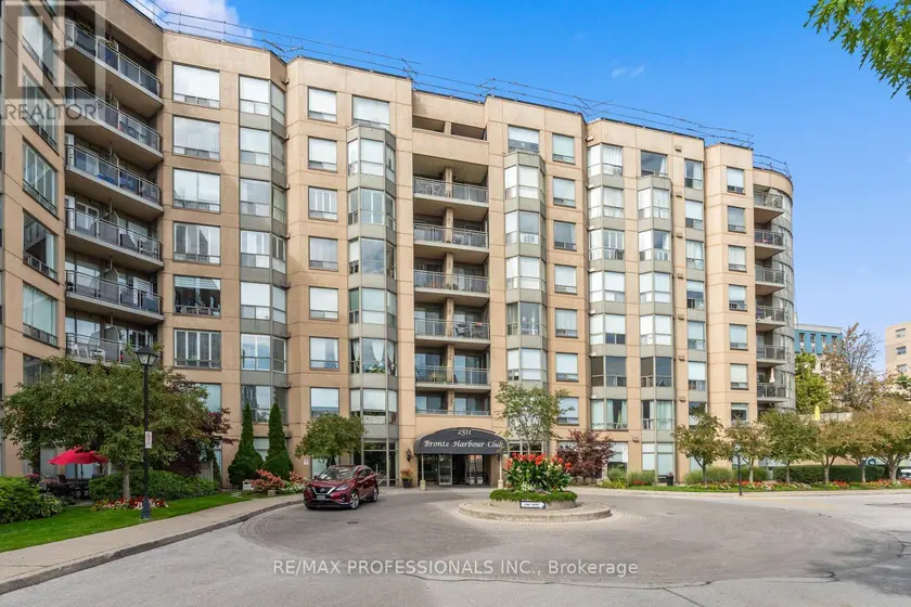 Apartment at 311 - 2511 LAKESHORE ROAD W, Oakville