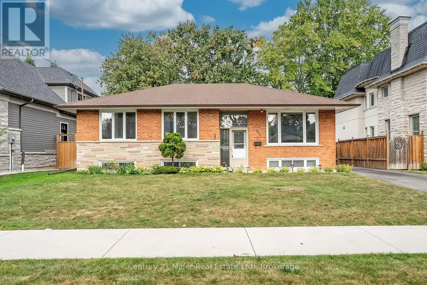 Detached at 1135 BRIDGE ROAD, Oakville