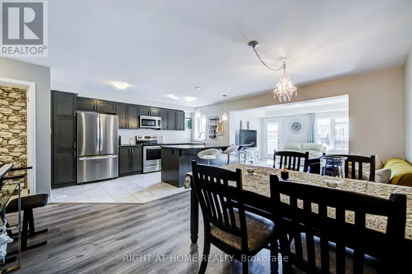 Townhouse at 143 TOUCAN TRAIL, Oakville