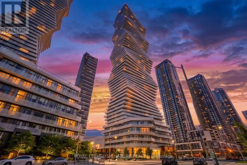 Apartment at 610 - 3900 CONFEDERATION PARKWAY, Mississauga
