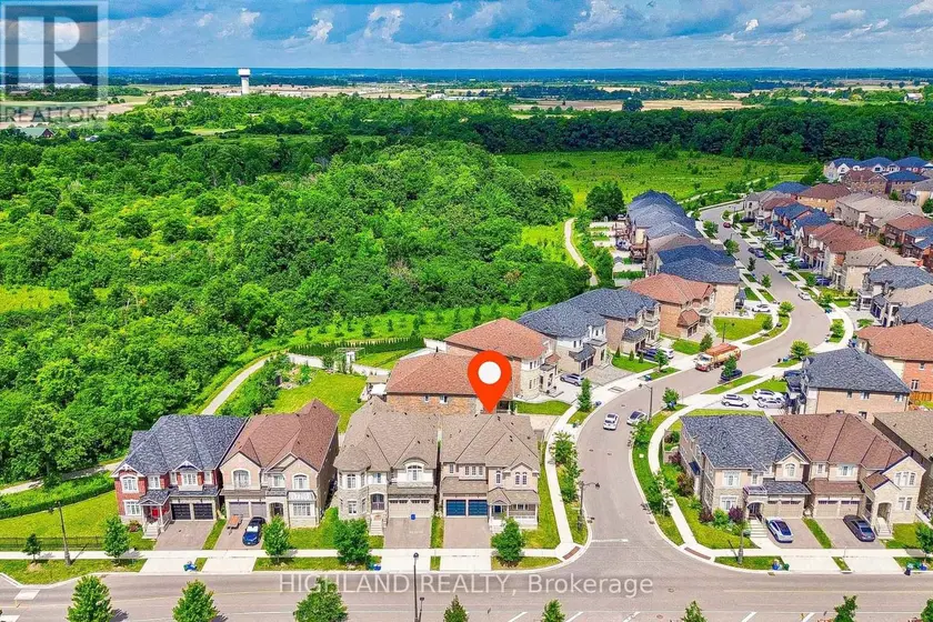 Detached at 425 THRESHING MILL BOULEVARD, Oakville