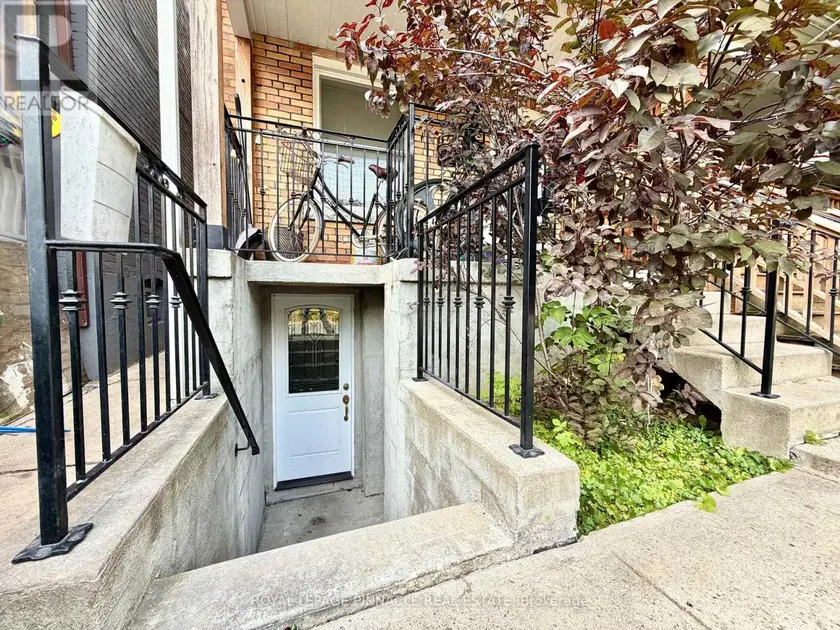 Semi-Detached/Link at LOWER - 136 CAMPBELL AVENUE, Toronto