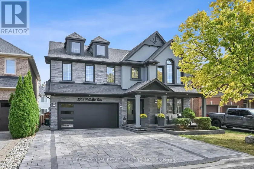 Detached at 1352 MCGUFFIN GATE, Milton