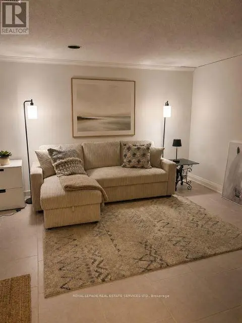Detached at LOWER - 17 LONGFIELD ROAD, Toronto