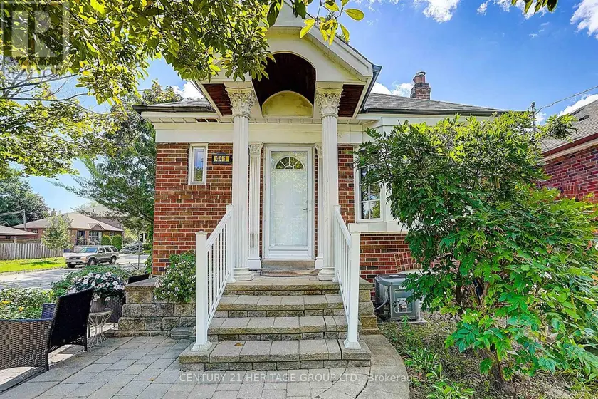 Detached at MAIN FLOOR ONLY - 441 RIMILTON AVENUE, Toronto