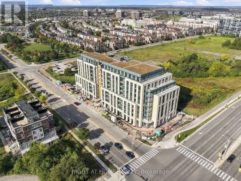Townhouse at 28 - 2199 LILLYKIN STREET, Oakville