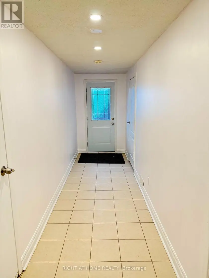 Semi-Detached/Link at BSMT - 4154 SUNFLOWER DRIVE, Mississauga