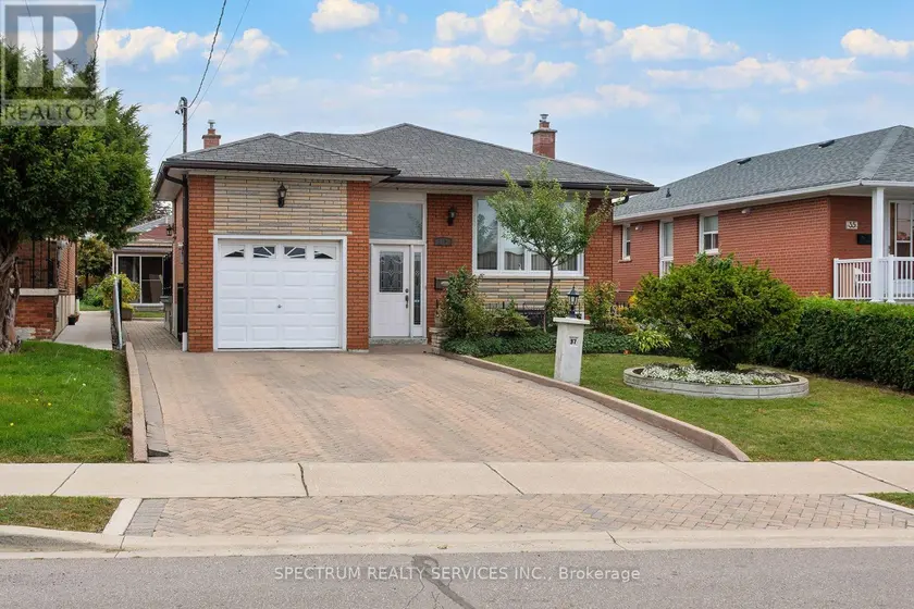 Detached at 37 JOCADA ROAD, Toronto