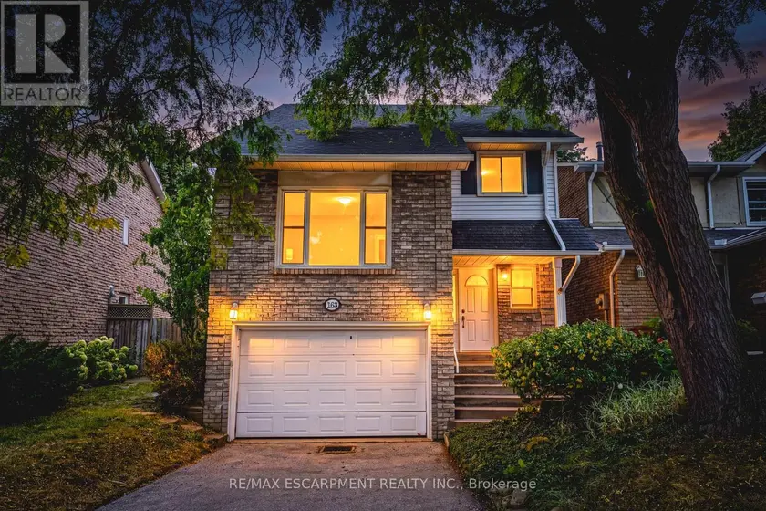 Detached at 3453 HANNIBAL ROAD, Burlington
