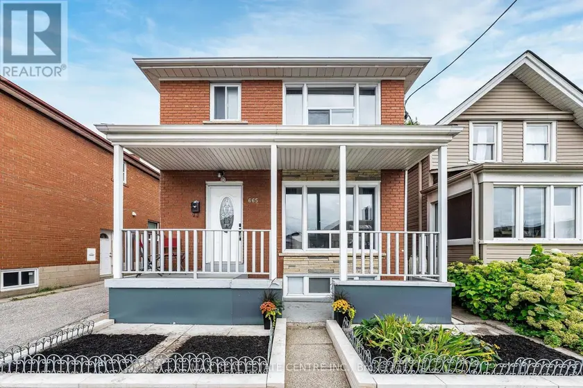 Detached at 665 JANE STREET, Toronto