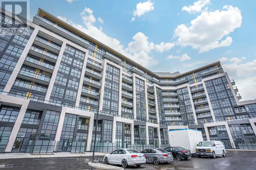 Apartment at 708 - 405 DUNDAS STREET W, Oakville