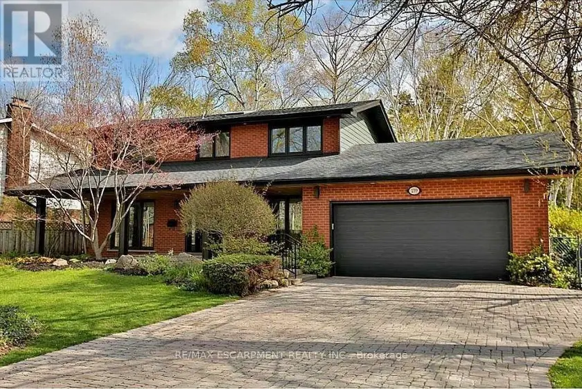 Detached at 239 GUELPH LINE, Burlington