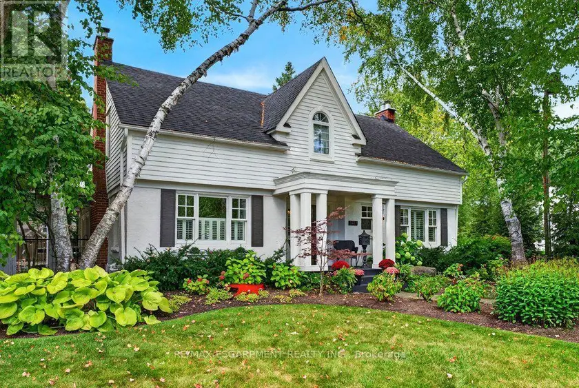 Detached at 1417 HALIFAX PLACE, Burlington