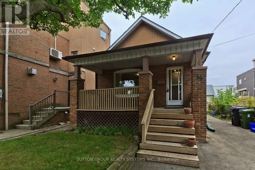 Detached at 14 LAKE SHORE DRIVE, Toronto