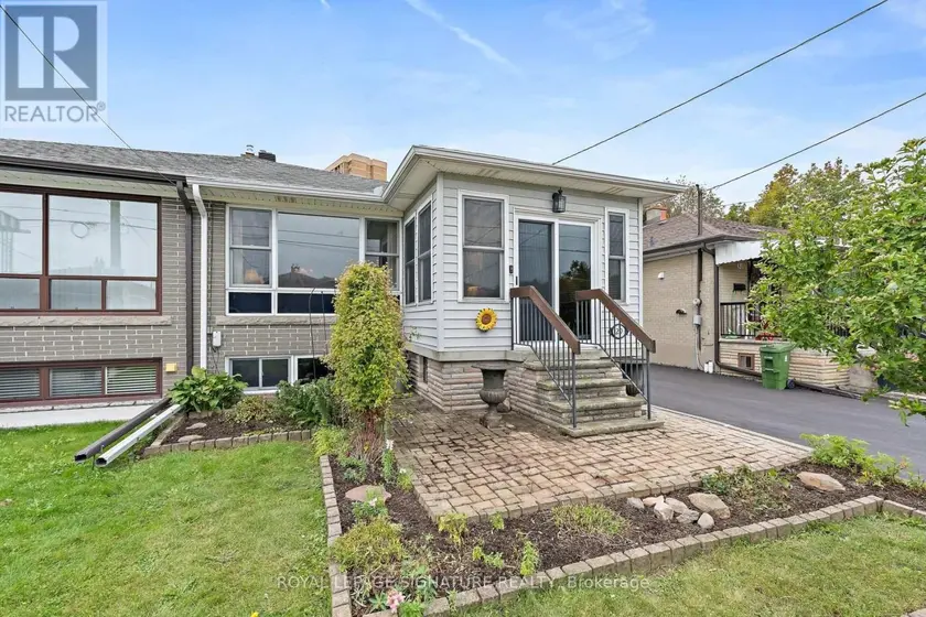 Semi-Detached/Link at 29 HEAVITREE DRIVE, Toronto