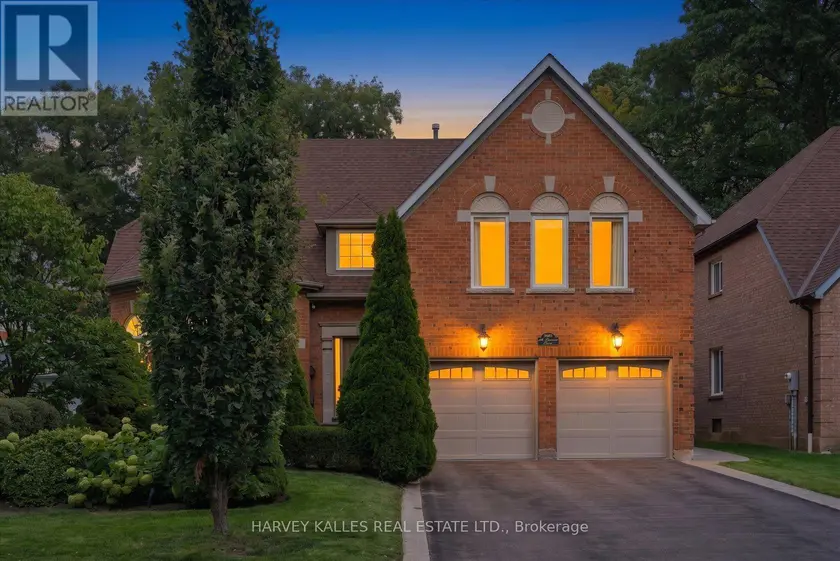 Detached at 3685 ST. LAURENT COURT, Mississauga
