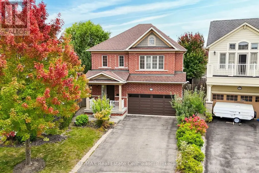 Detached at 52 BARDOE CRESCENT, Milton
