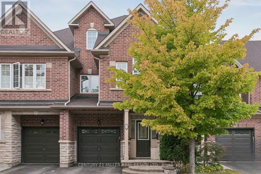 Townhouse at 37 - 300 RAVINEVIEW WAY, Oakville