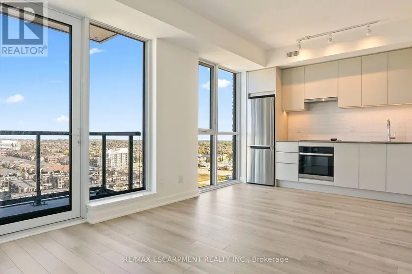 Apartment at 1808 - 3079 TRAFALGAR ROAD, Oakville