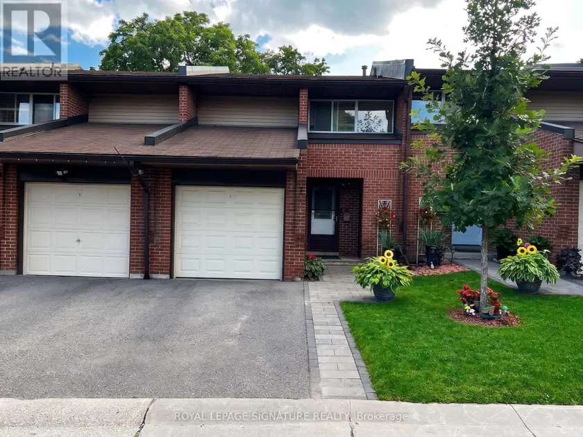 Townhouse at 33 - 2301 DERRY ROAD W, Mississauga