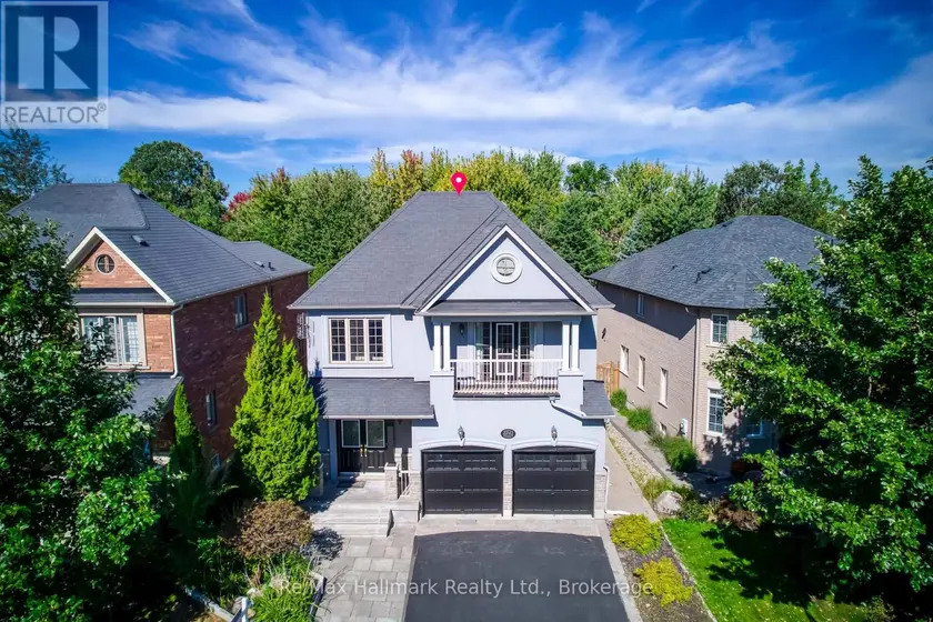 Detached at 2241 ADIRONDAK TRAIL, Oakville