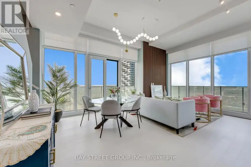 Apartment at 6013 - 3883 QUARTZ ROAD, Mississauga