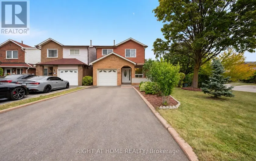 Detached at 875 MESSENGER MEADOW DRIVE, Mississauga
