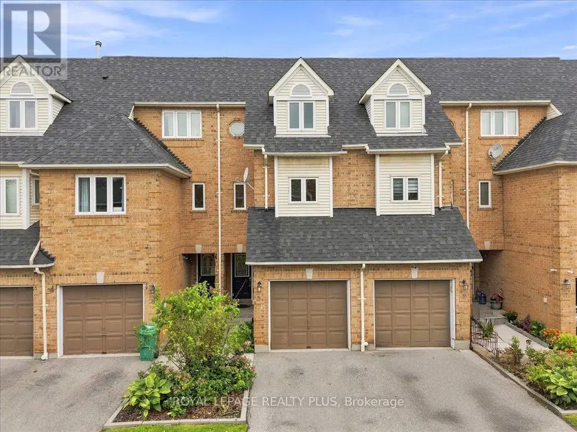 Townhouse at 15 - 45 BRISTOL ROAD E, Mississauga